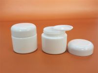 乳白膏霜瓶