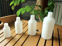 乳白瓶